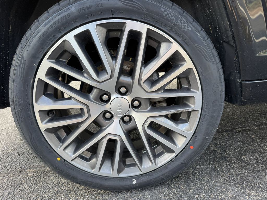 2022 Jeep Compass Image 11