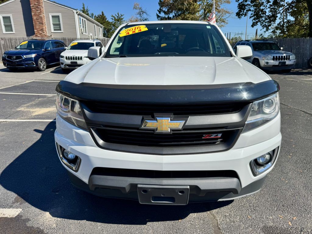 2016 Chevrolet Colorado Image 2