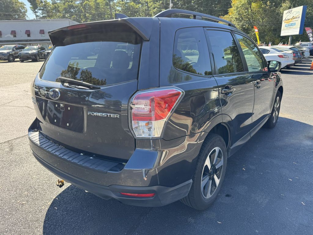2017 Subaru Forester Image 9
