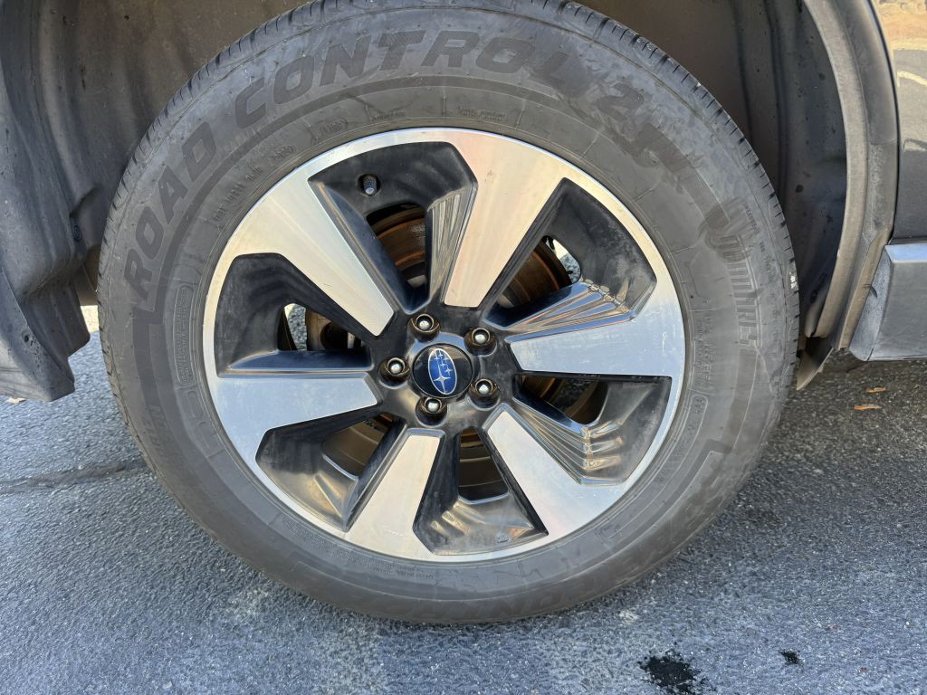 2017 Subaru Forester Image 11