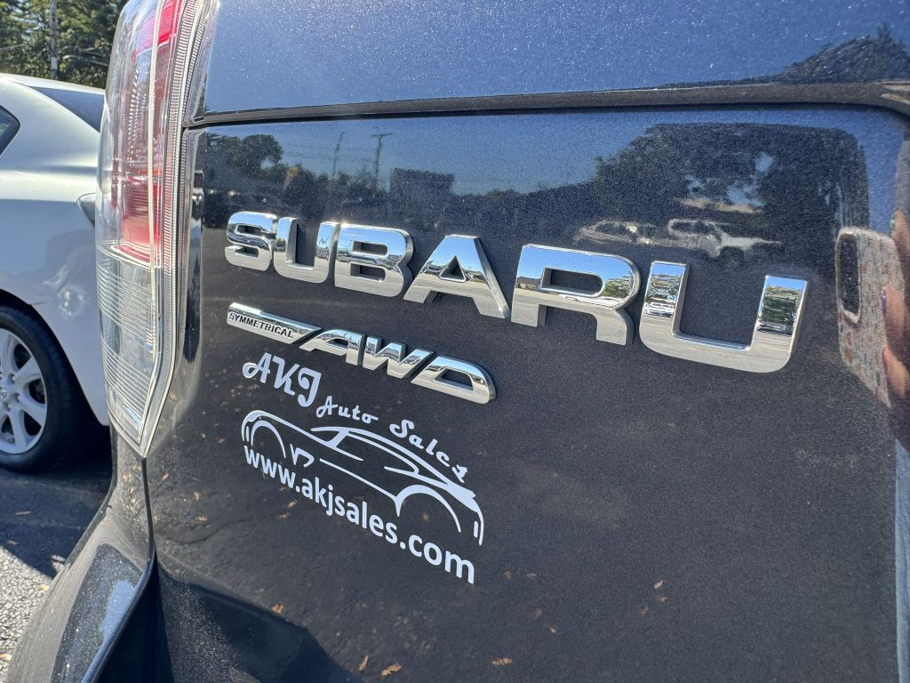 2017 Subaru Forester Image 32