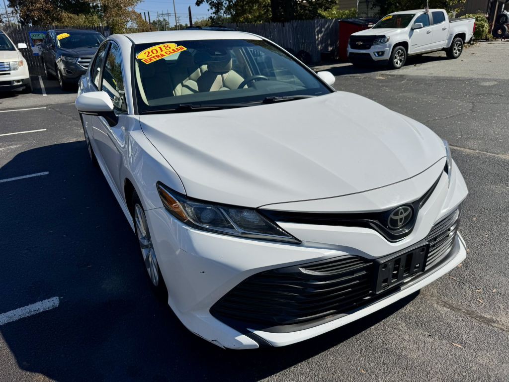 2018 Toyota Camry Image 3