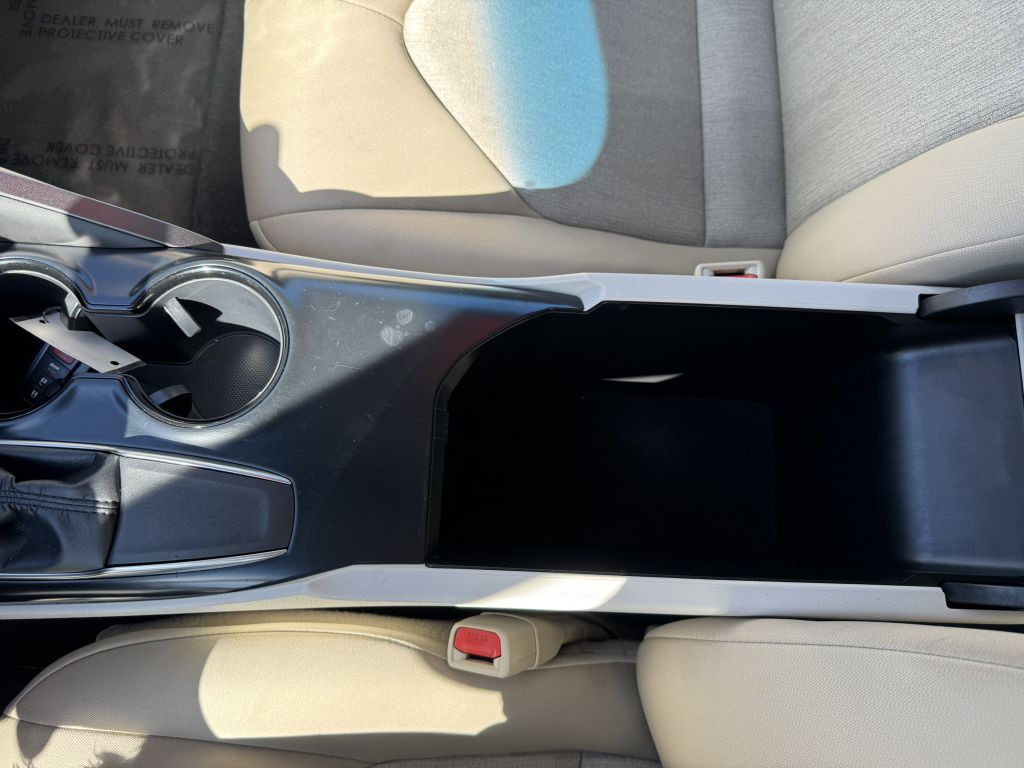 2018 Toyota Camry Image 25