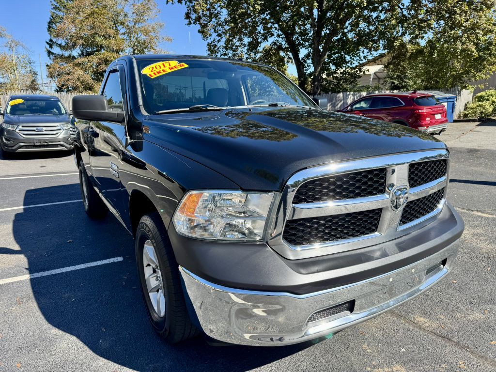 2017 RAM 1500 Image 3