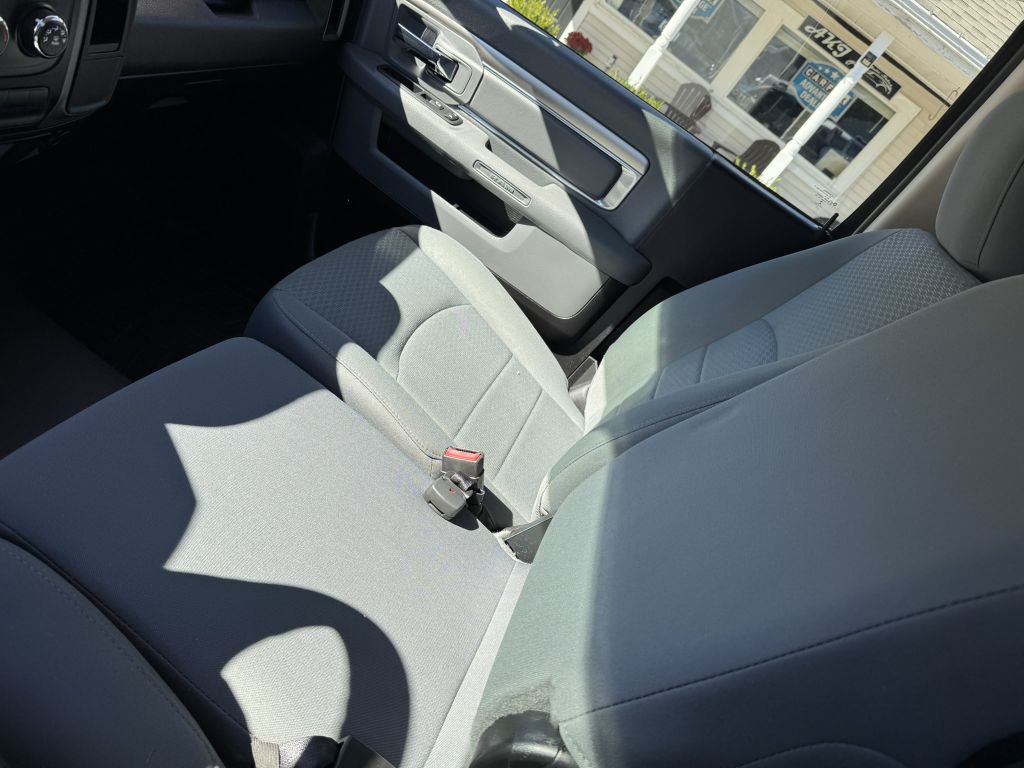 2017 RAM 1500 Image 22