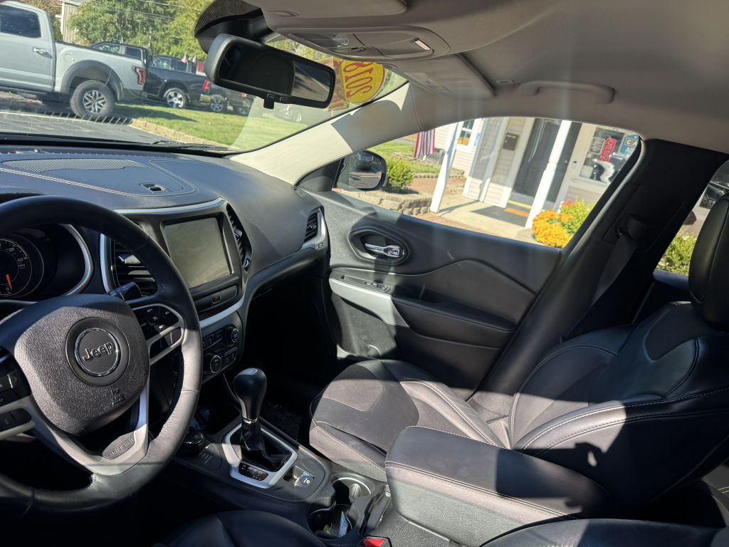 2018 Jeep Cherokee Image 4