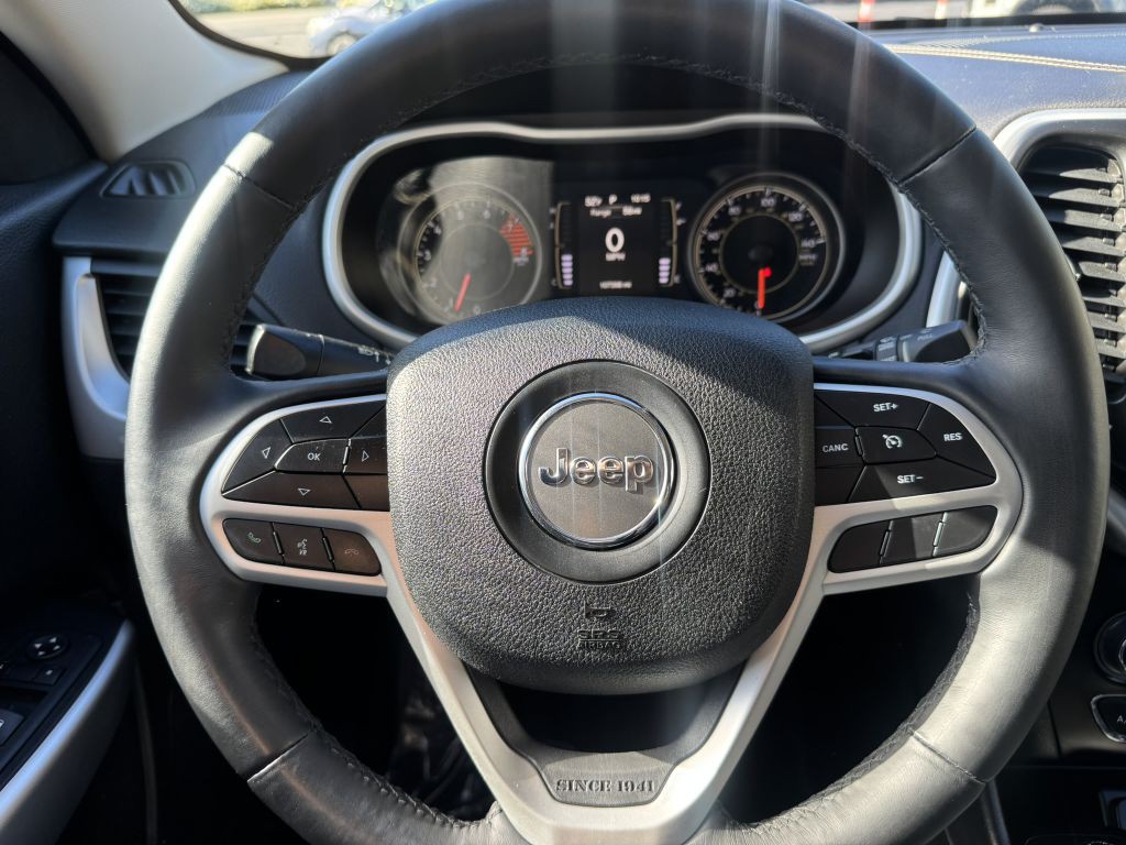 2018 Jeep Cherokee Image 18