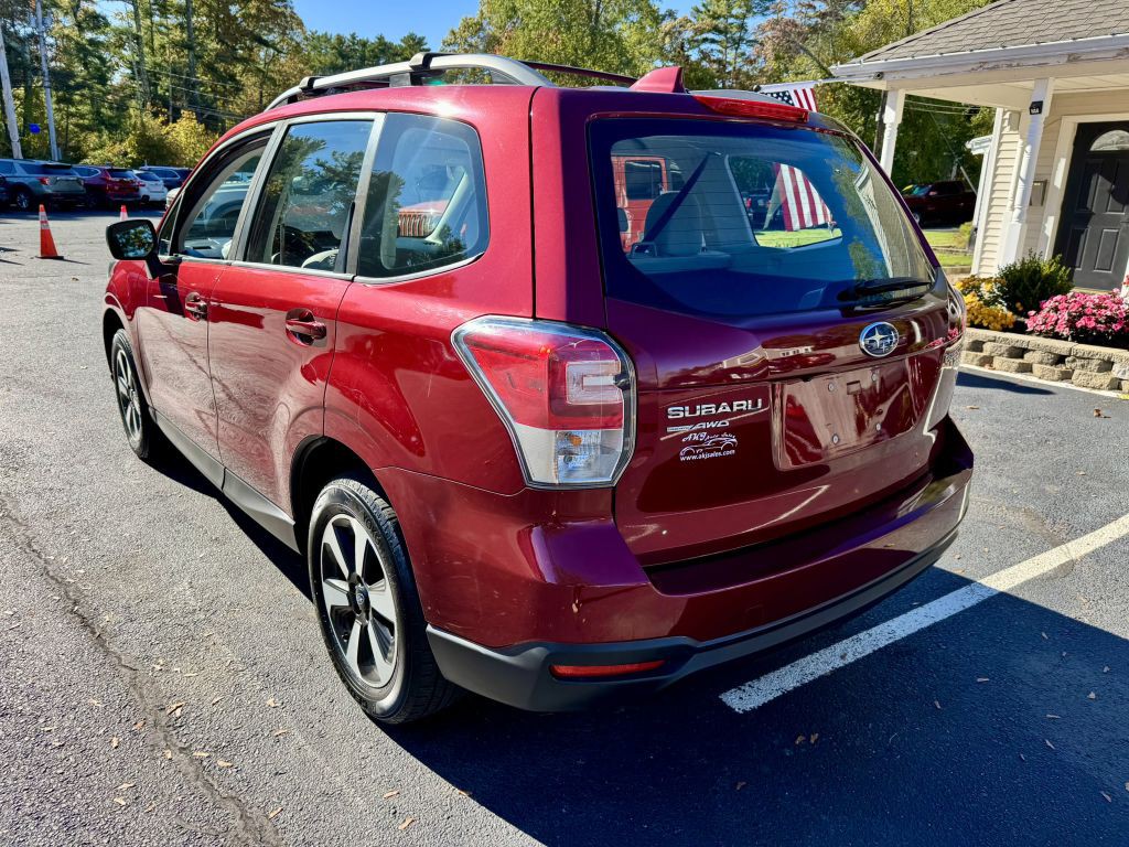 2017 Subaru Forester Image 7