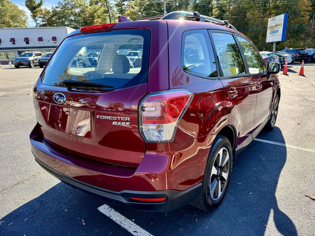 2017 Subaru Forester Image 9