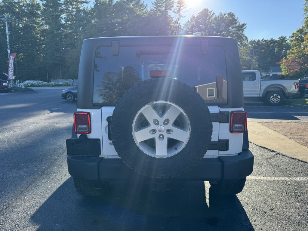 2015 Jeep Wrangler Image 9