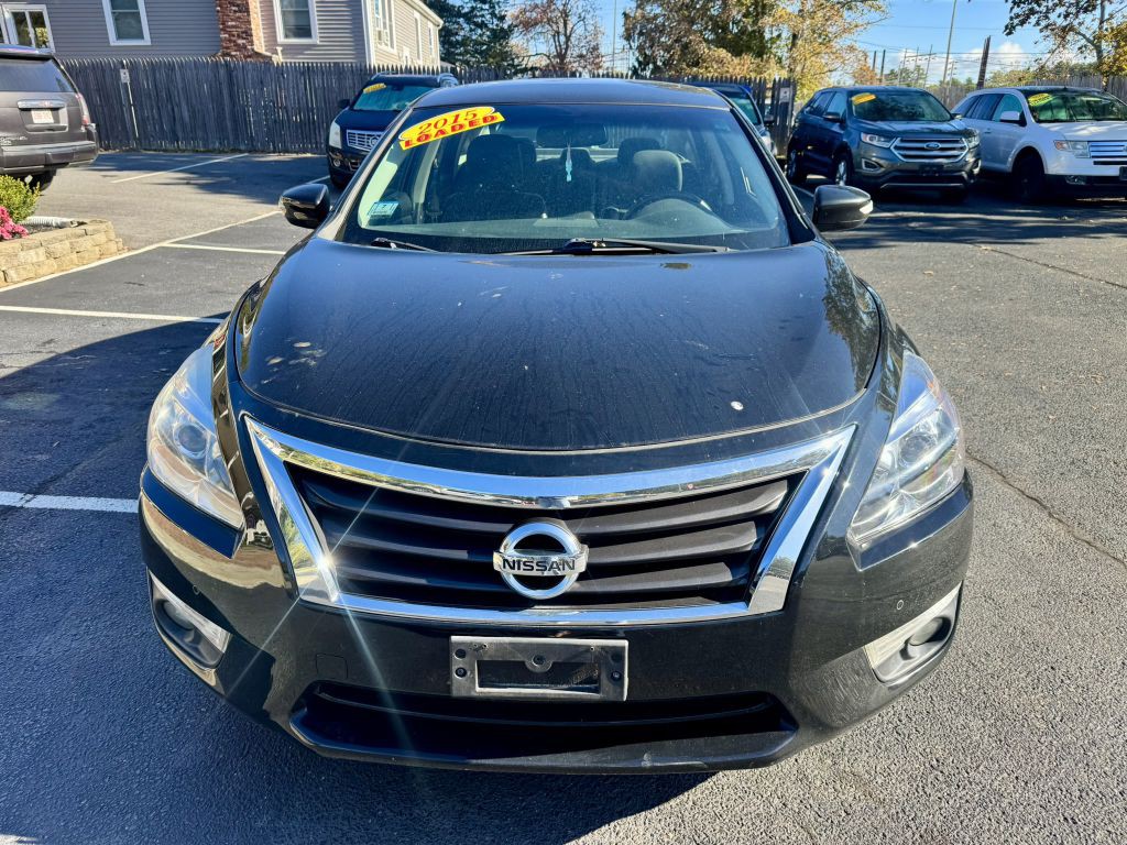 2015 Nissan Altima Image 2
