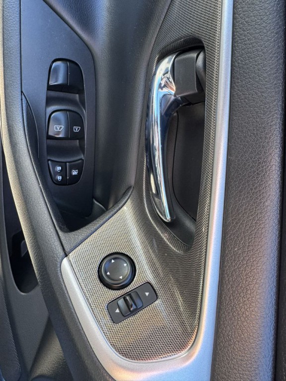 2015 Nissan Altima Image 13