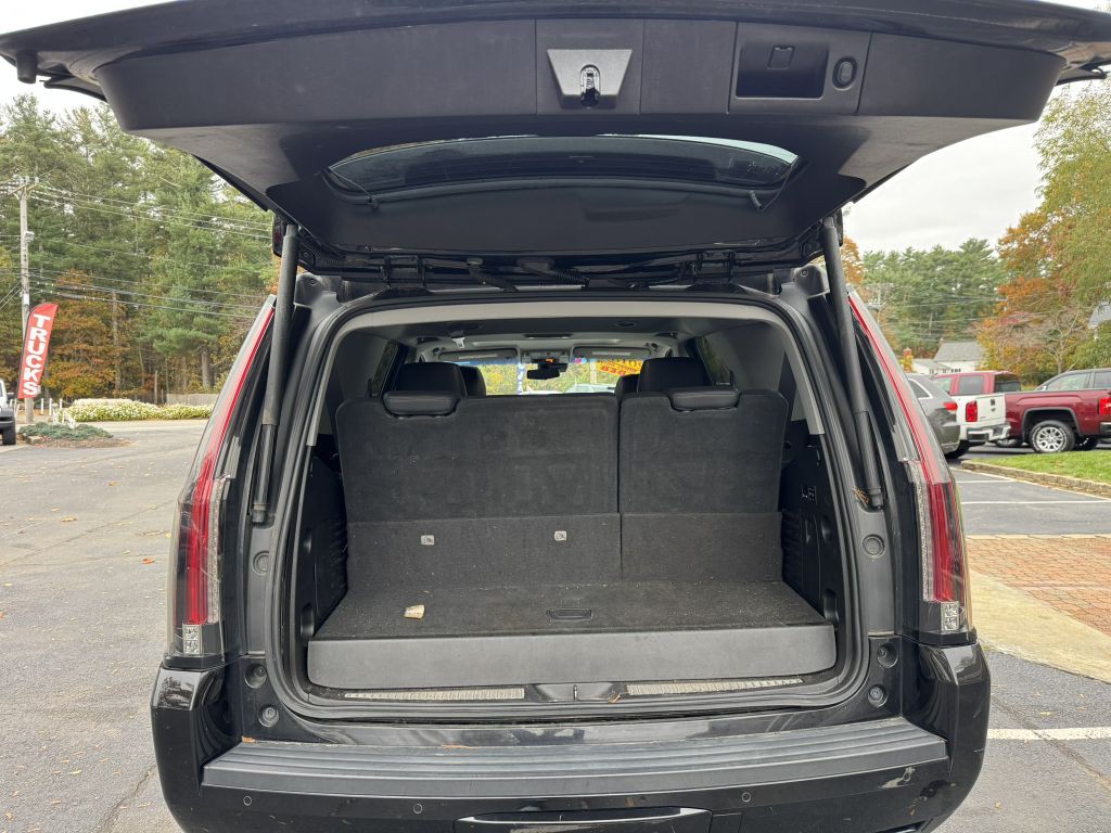 2018 Cadillac Escalade Image 34