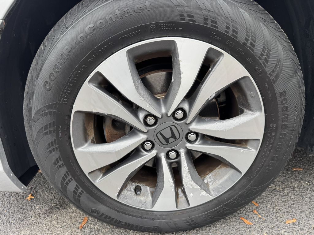 2013 Honda Accord Image 13