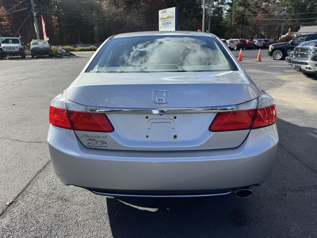 2013 Honda Accord Image 8