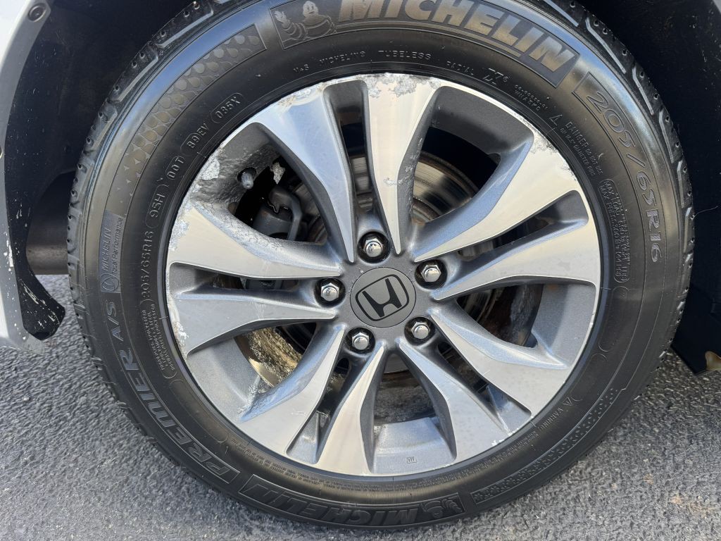 2013 Honda Accord Image 11