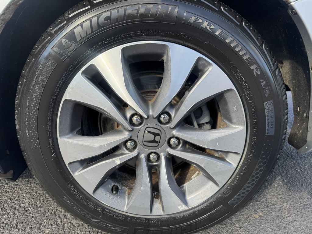 2013 Honda Accord Image 14