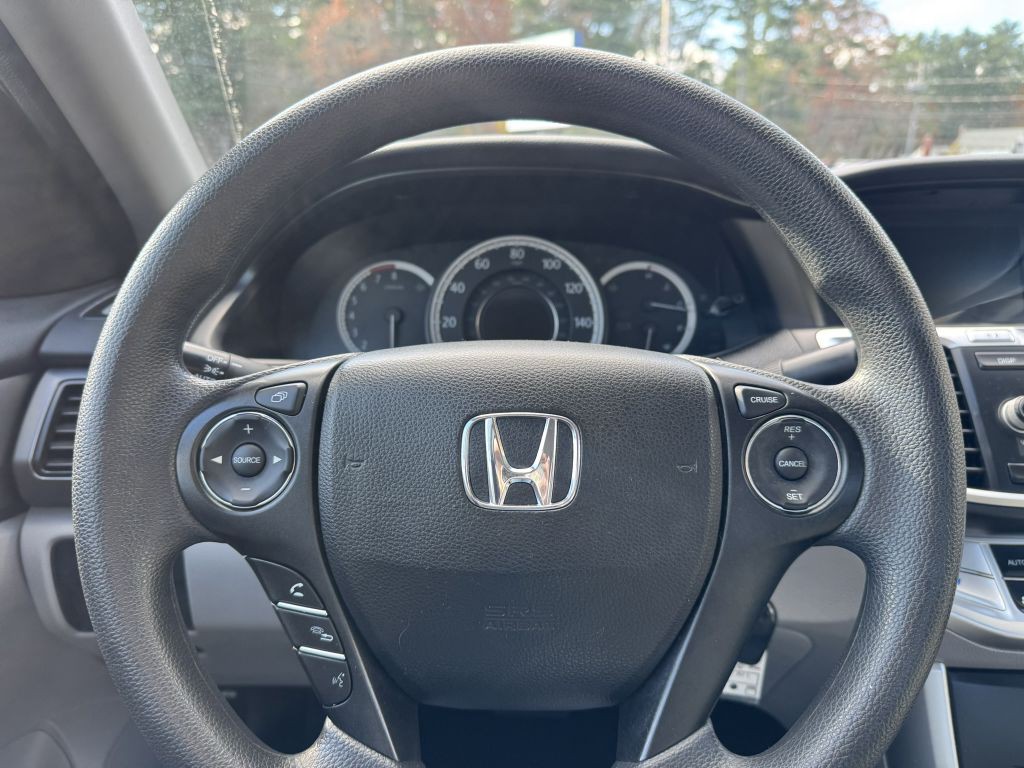 2013 Honda Accord Image 18