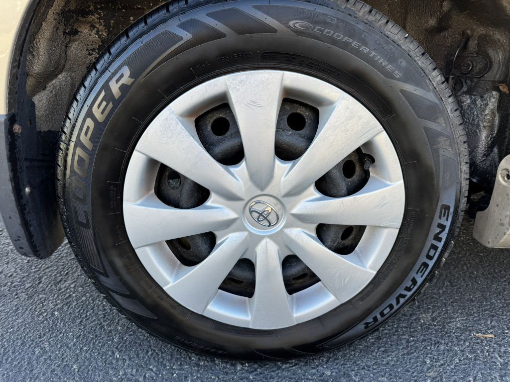 2009 Toyota Corolla Image 11