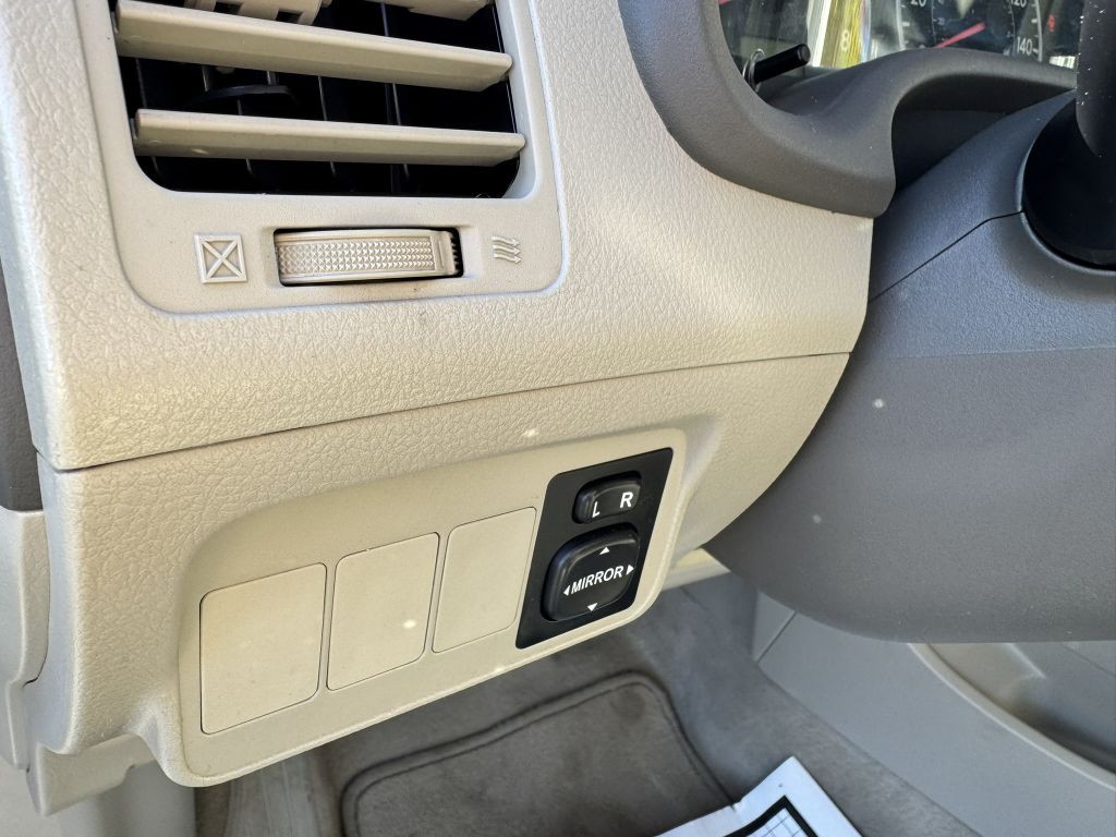 2009 Toyota Corolla Image 17