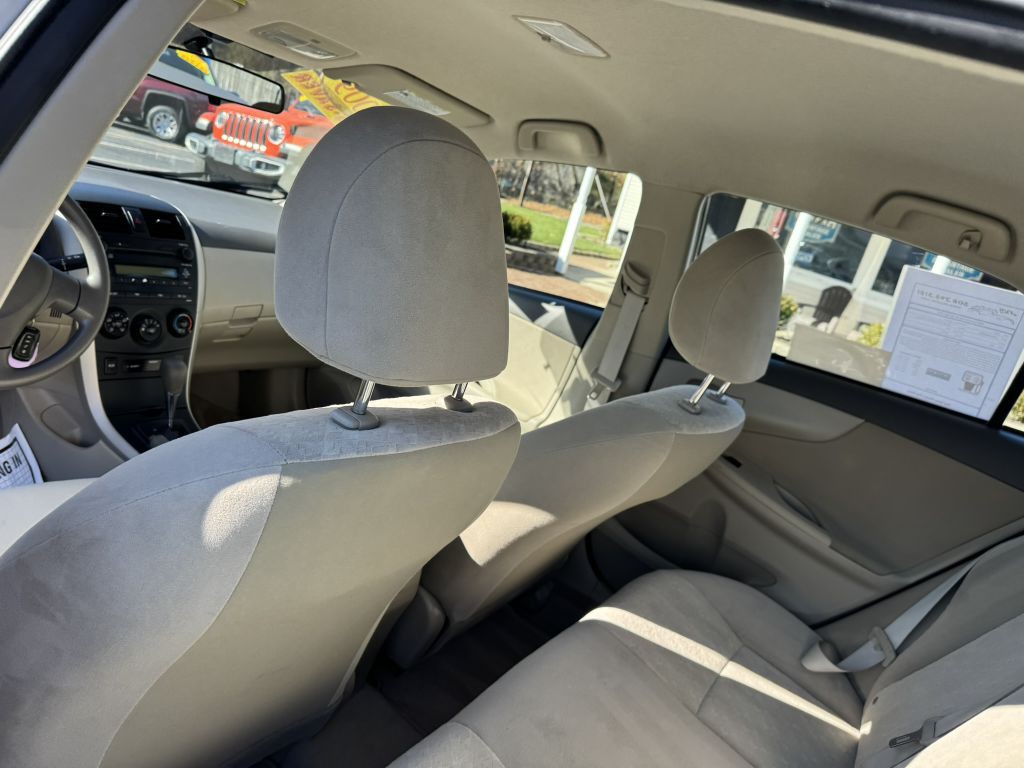 2009 Toyota Corolla Image 24
