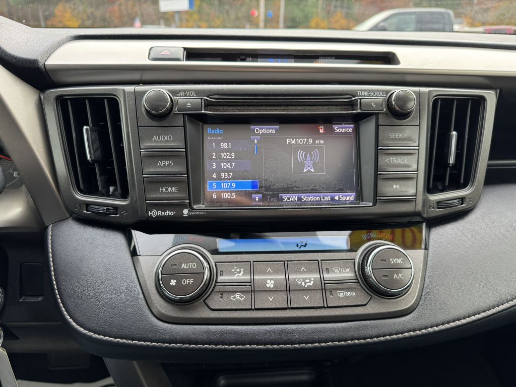 2015 Toyota Rav4 Image 20