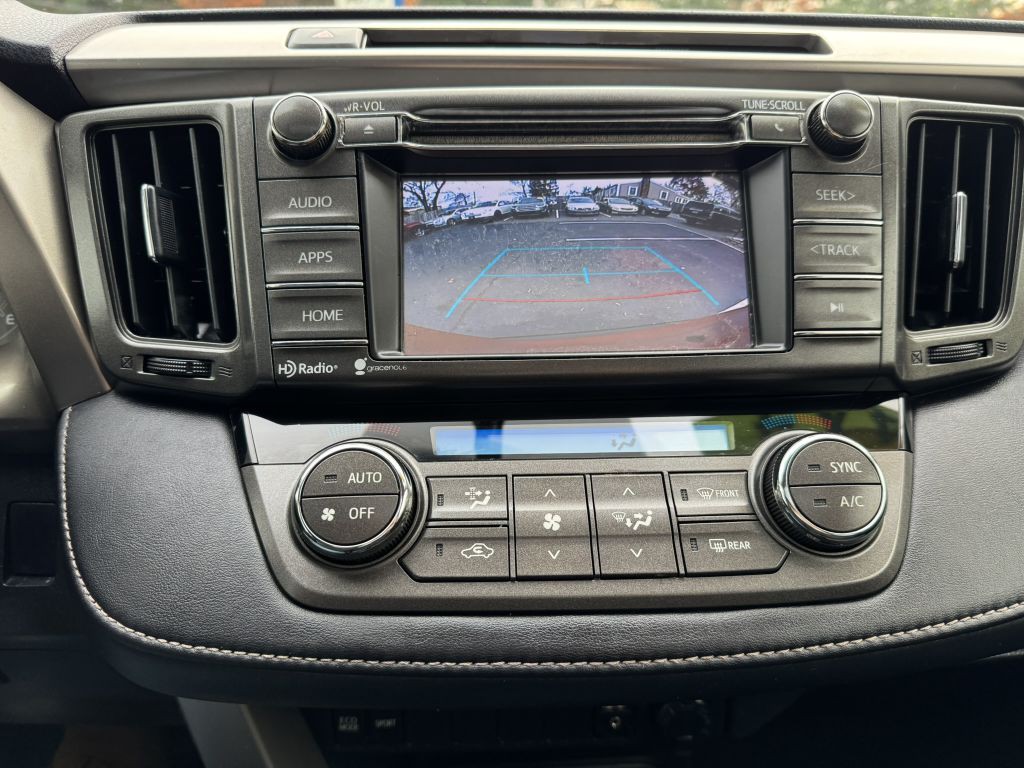 2015 Toyota Rav4 Image 21