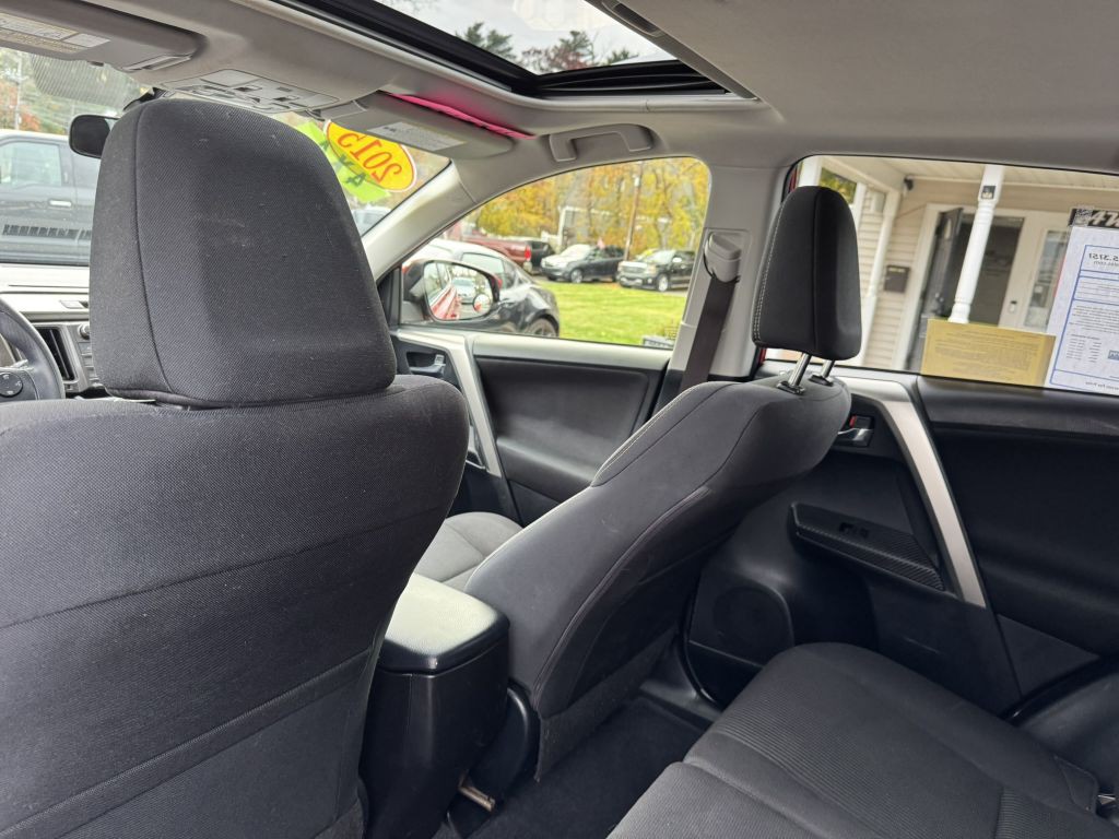 2015 Toyota Rav4 Image 27