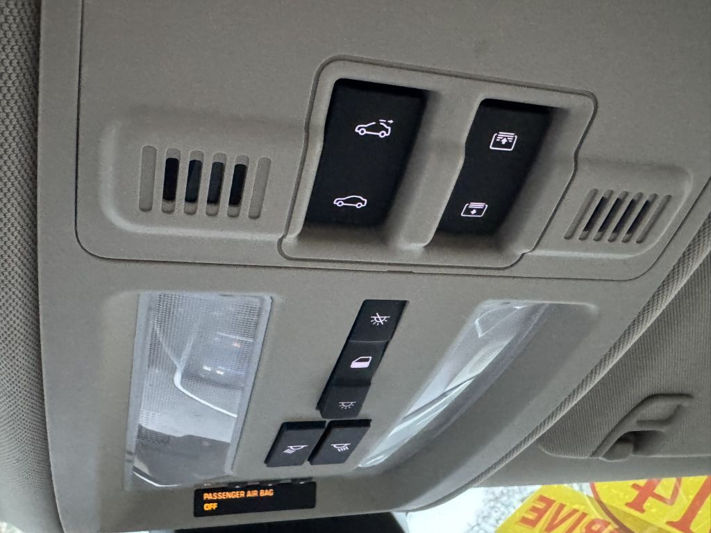 2014 Cadillac SRX Image 28