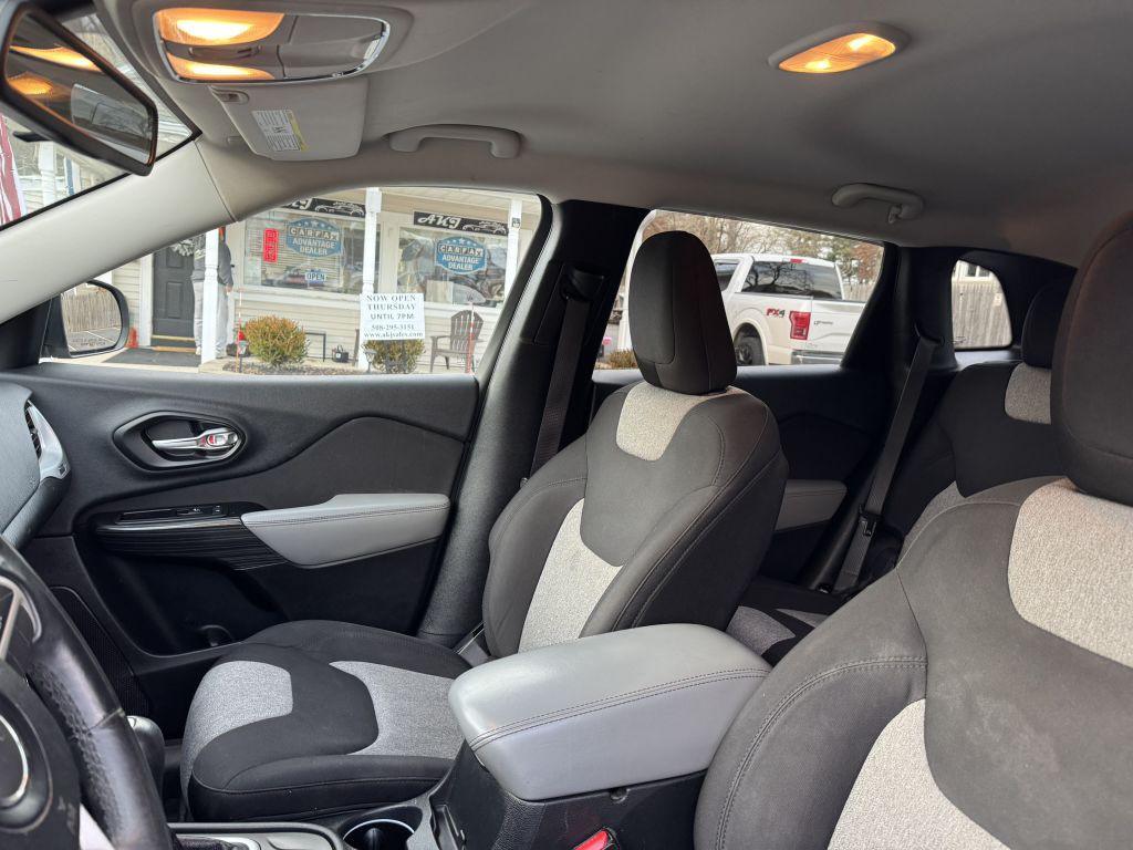 2014 Jeep Cherokee Image 5