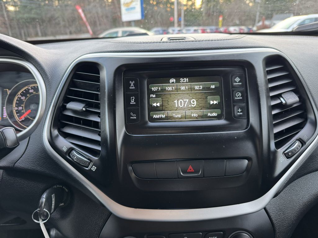 2014 Jeep Cherokee Image 20