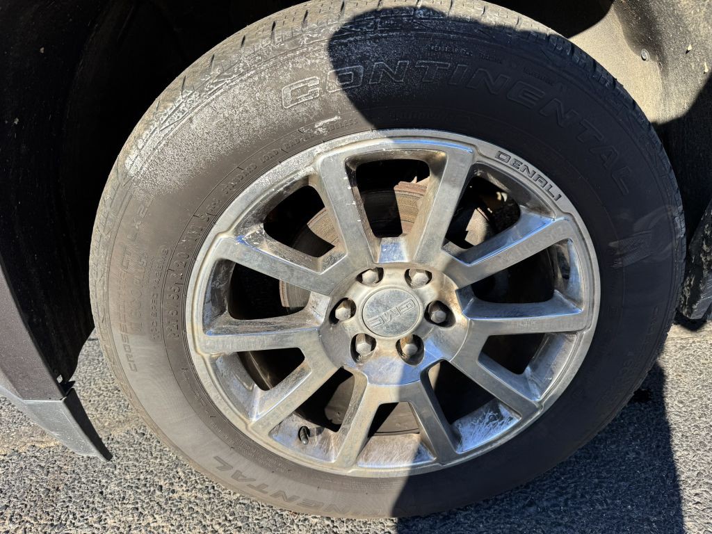 2017 GMC Yukon Image 13