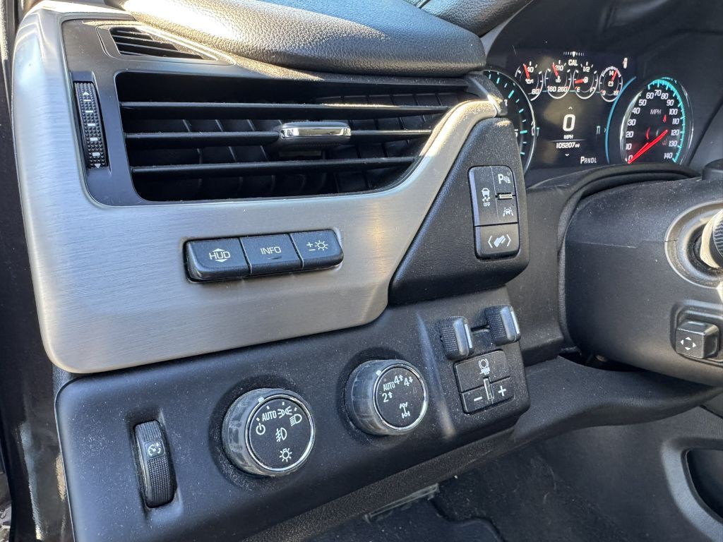 2017 GMC Yukon Image 18