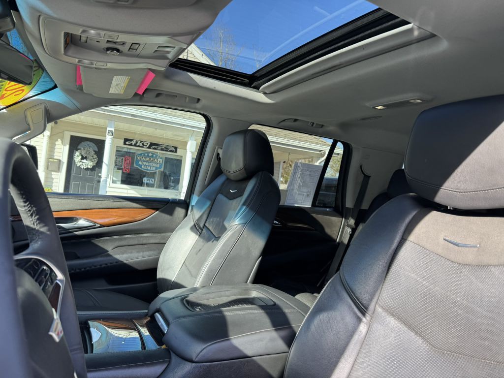 2019 Cadillac Escalade Image 5