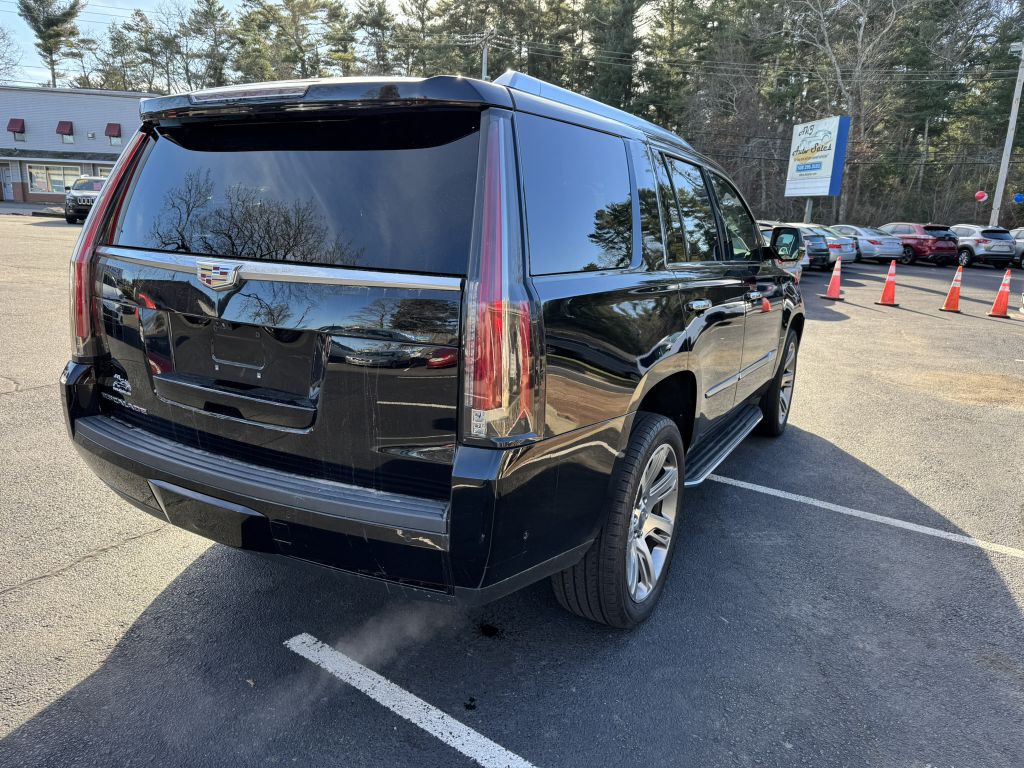 2019 Cadillac Escalade Image 9