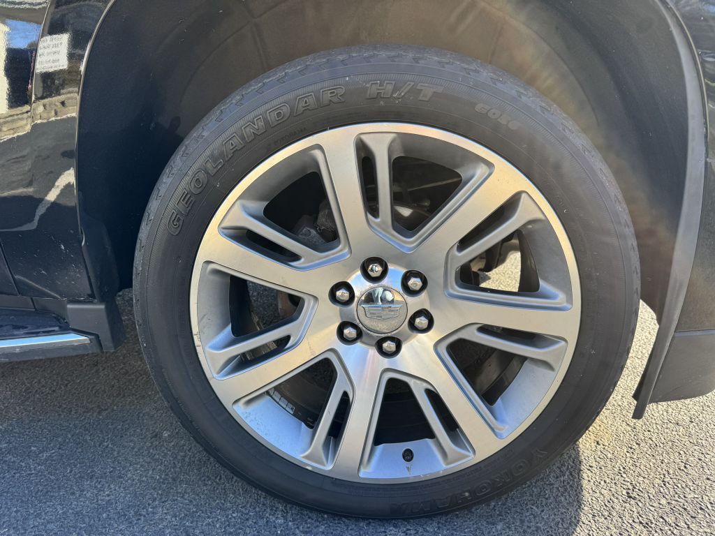 2019 Cadillac Escalade Image 12