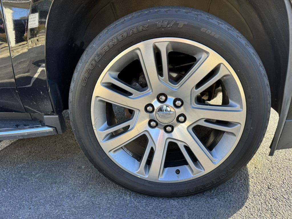 2019 Cadillac Escalade Image 13