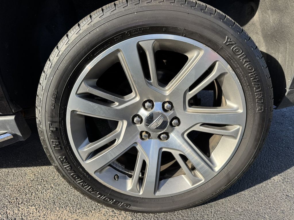 2019 Cadillac Escalade Image 15