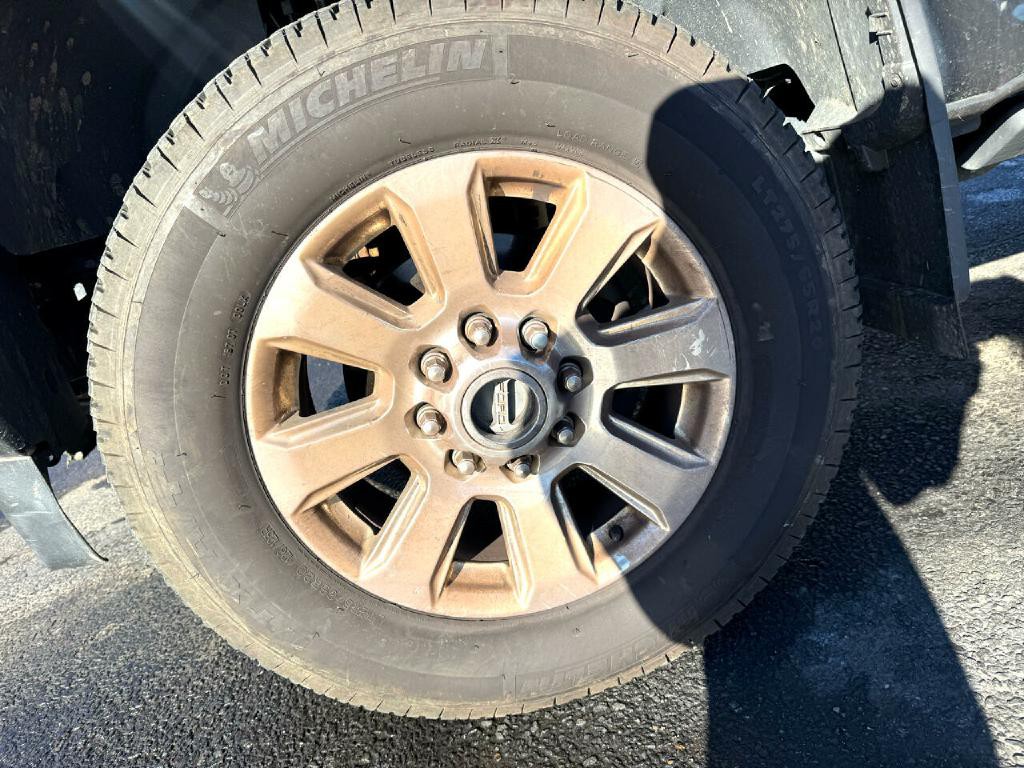 2017 Ford F-350 Image 13