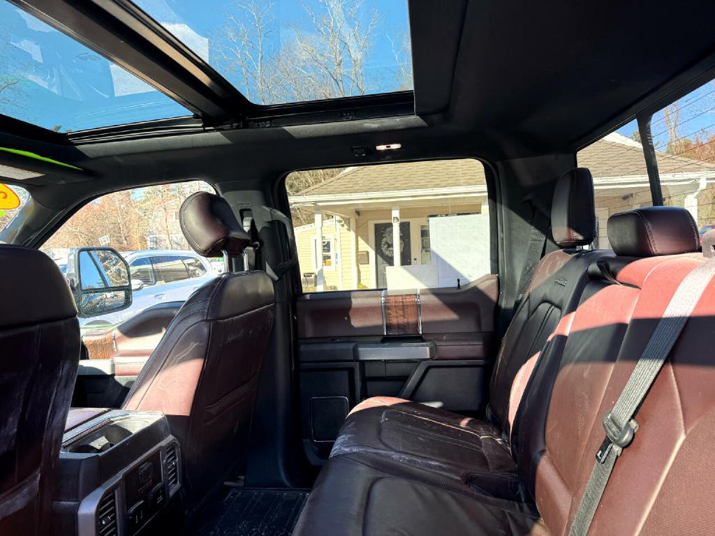 2017 Ford F-350 Image 25