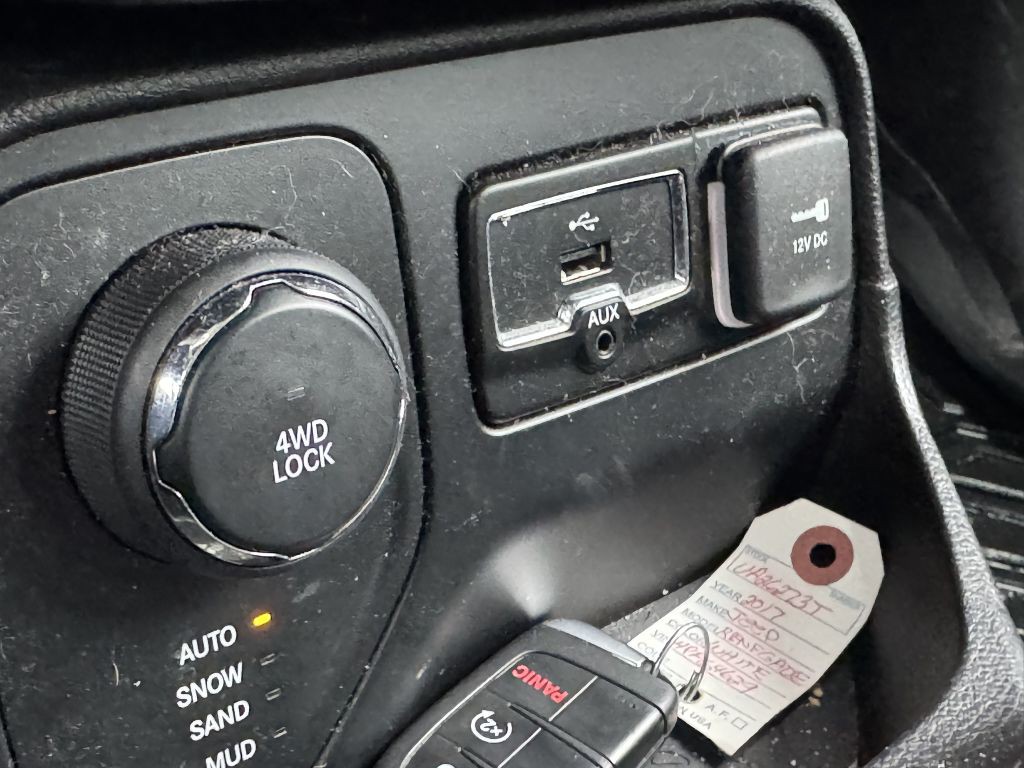 2003 Jeep Wrangler Image 19