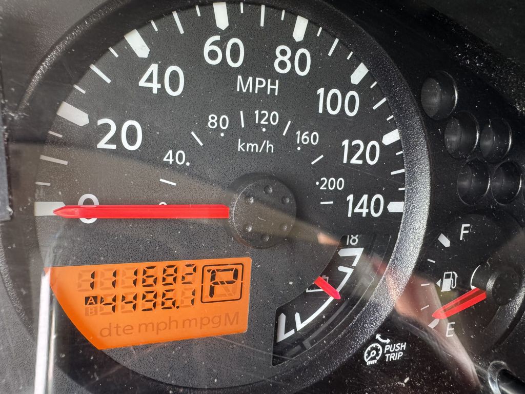 2010 Nissan Frontier Image 17