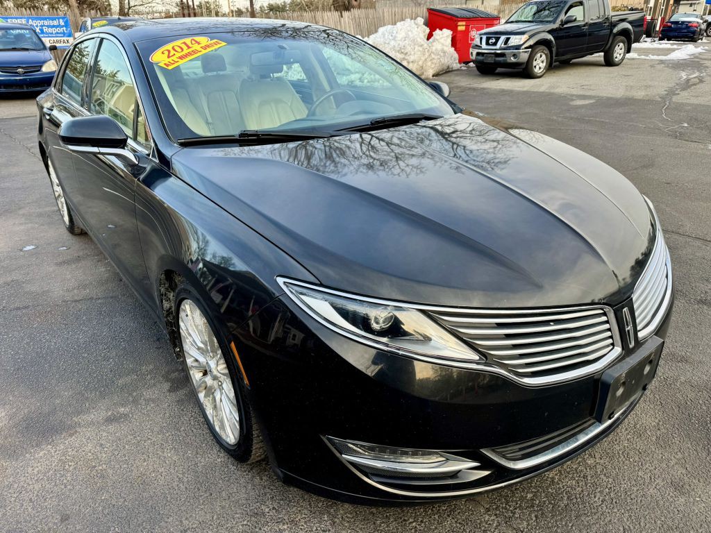 2014 Lincoln MKZ Image 1