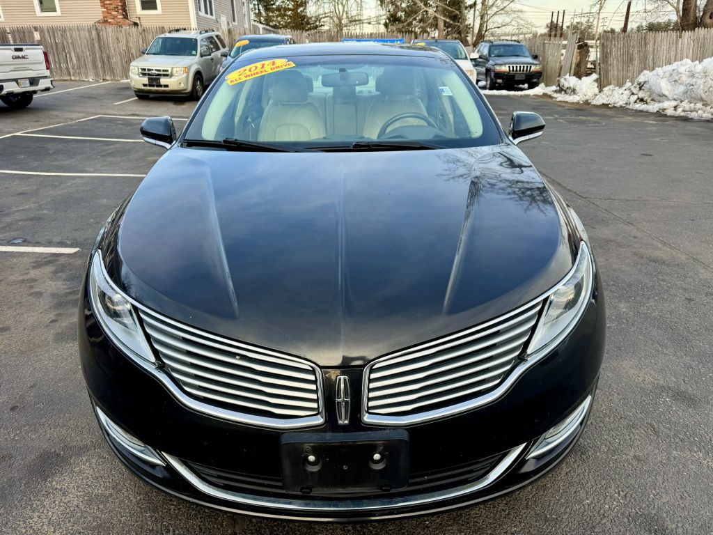 2014 Lincoln MKZ Image 2
