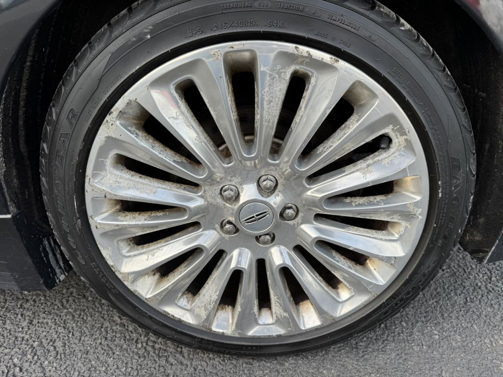 2014 Lincoln MKZ Image 13