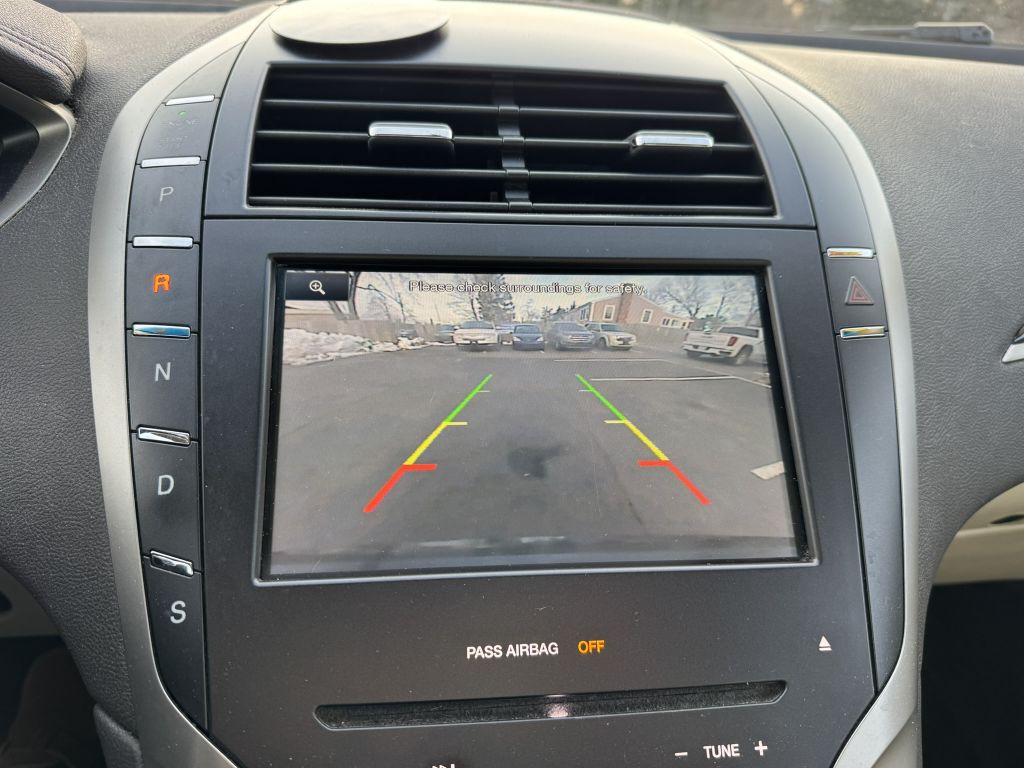 2014 Lincoln MKZ Image 20