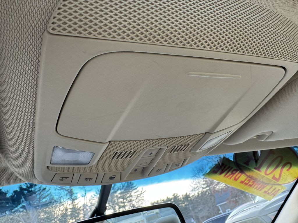 2014 Lincoln MKZ Image 22