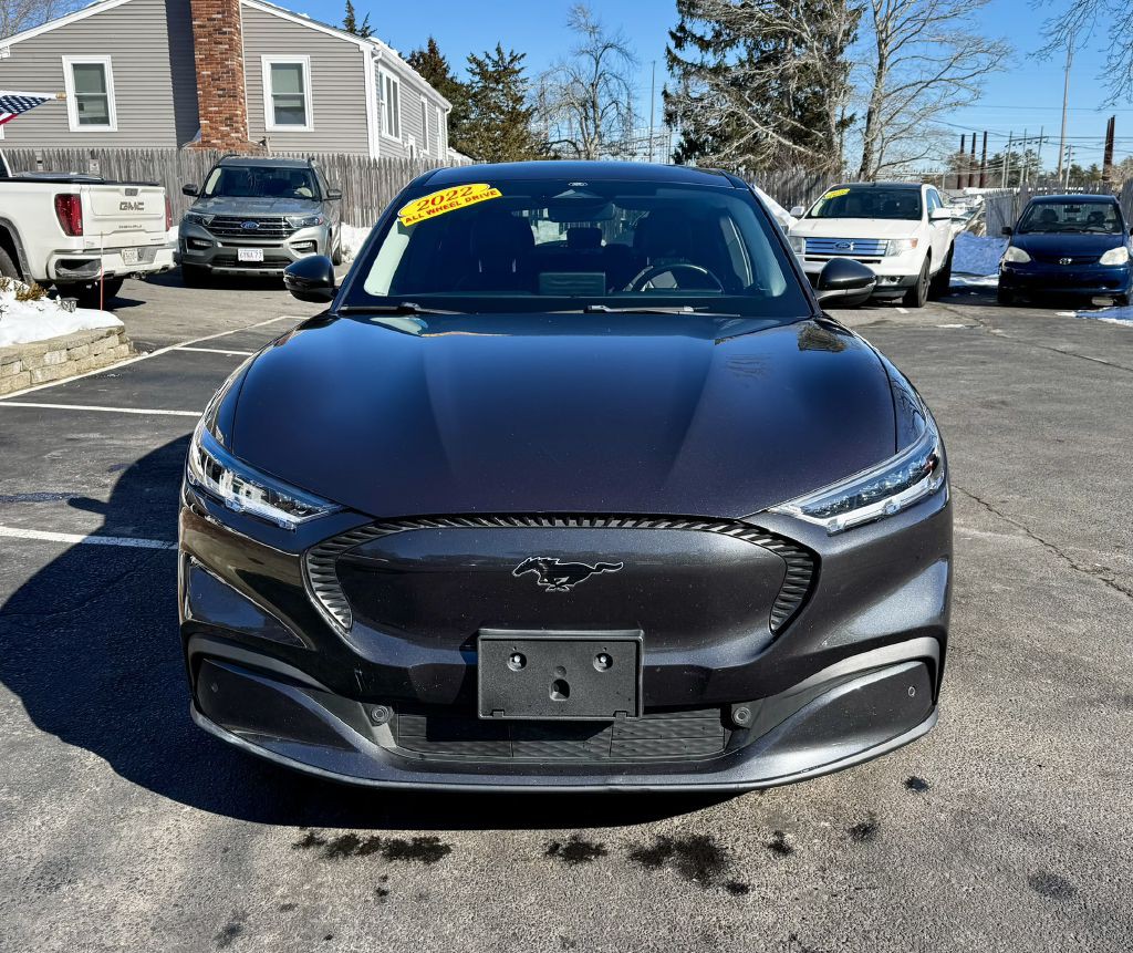 2022 Ford Mustang Image 2