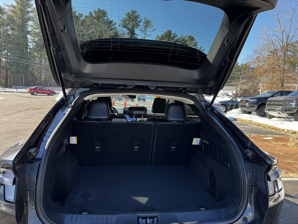 2022 Ford Mustang Image 28