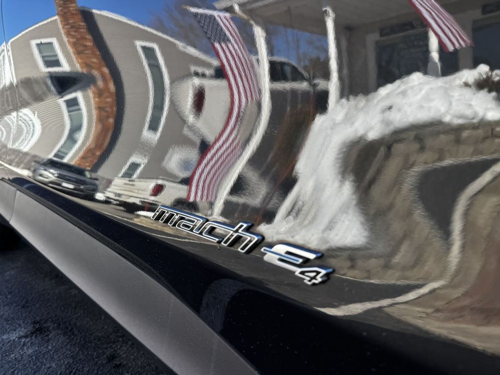 2022 Ford Mustang Image 30